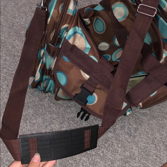 Cute Duffle Bag with Strap - Picture 4 of 8